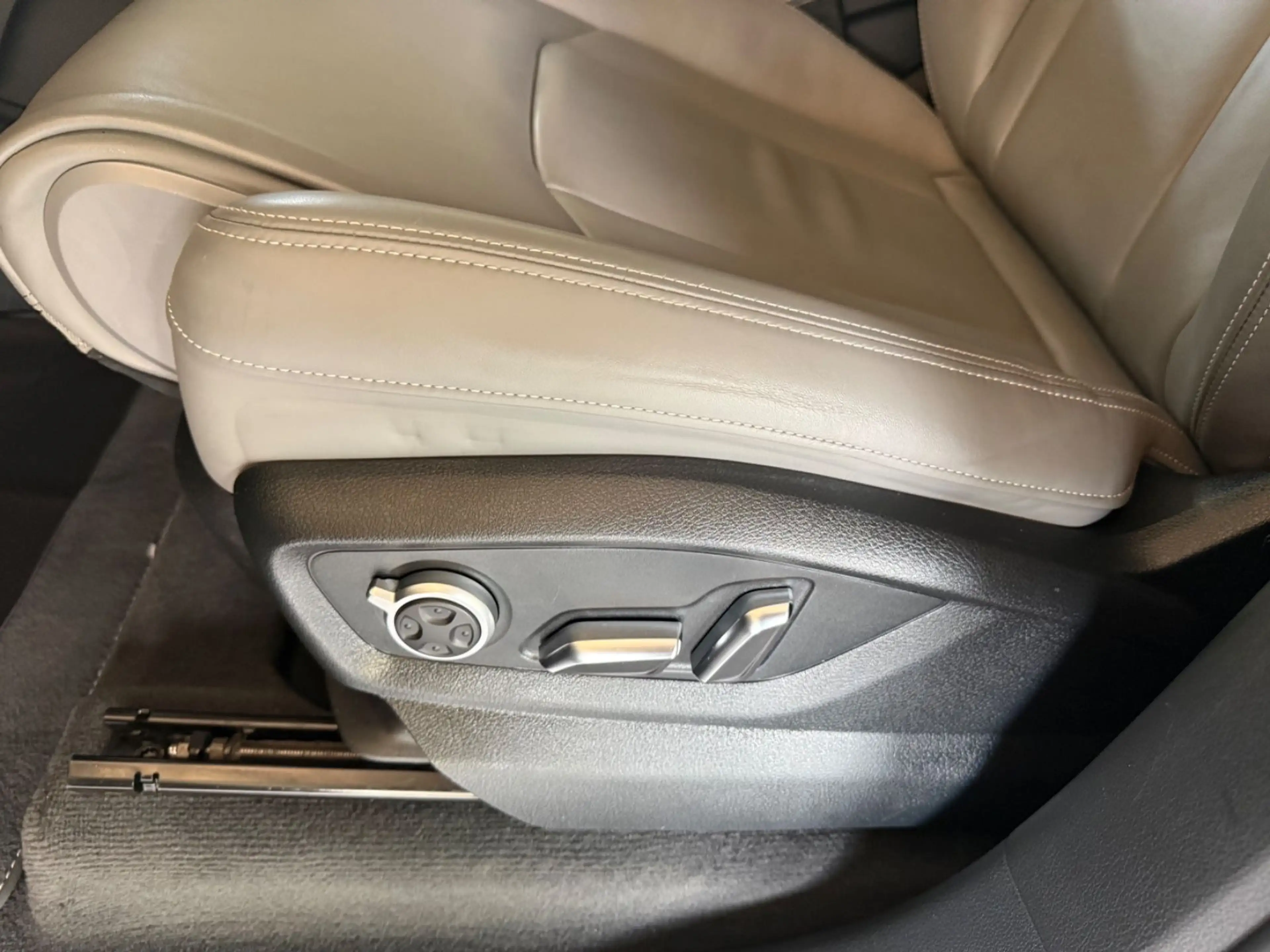 Audi Q7 50 TDI quattro S line LED/Kam/SHZ/Virtual/AHK — photo 8