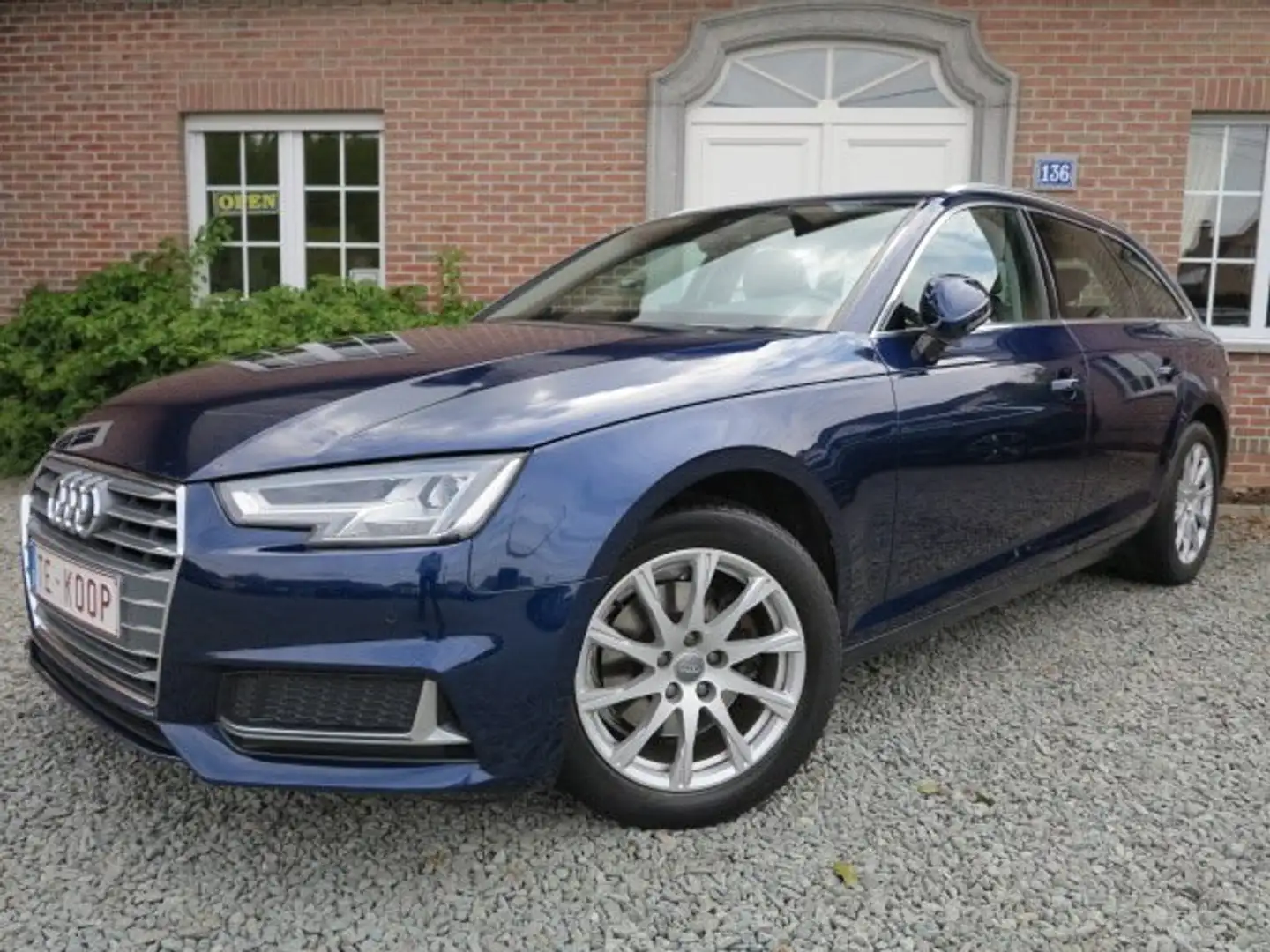 Audi A4 Avant 35 TDi Bus. Edit. Sport AUT. +PROMO+GARANTIE Bleu - 1