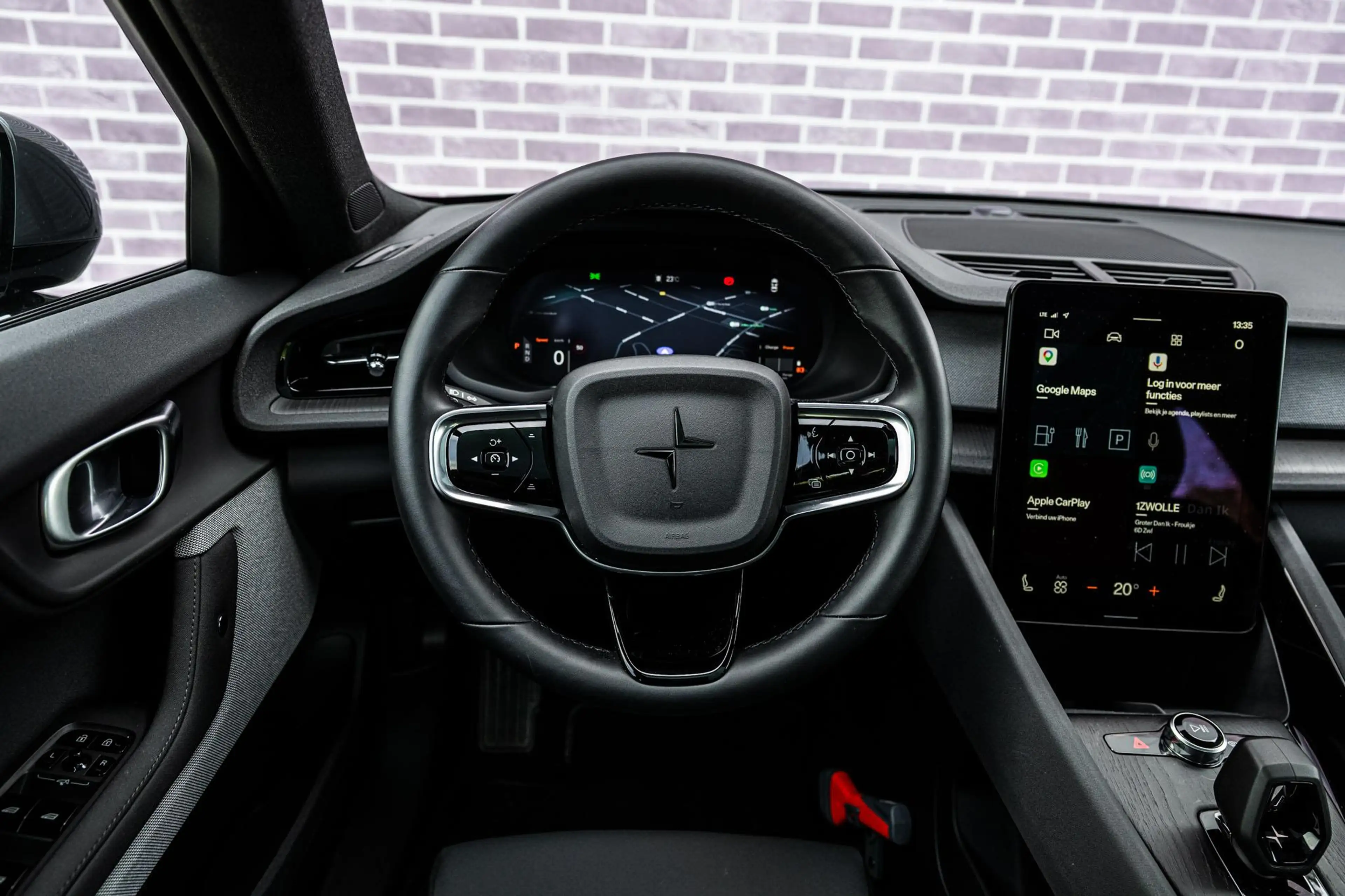 Polestar 2 Long Range Single Motor Plus 82 kWh — photo 3