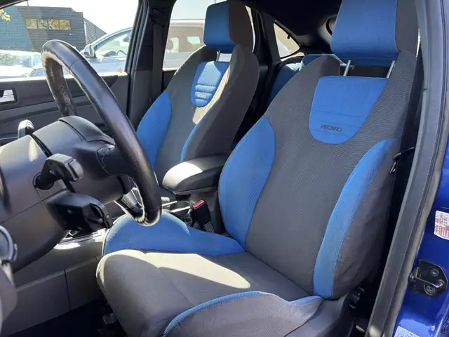 Ford Focus view 14