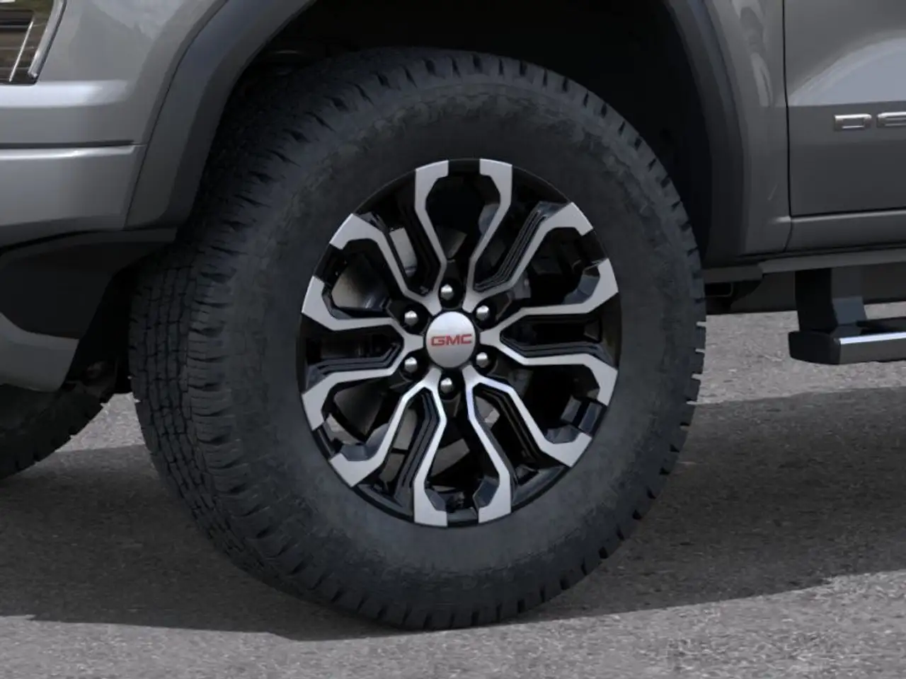 GMC Canyon photo GMC Canyon