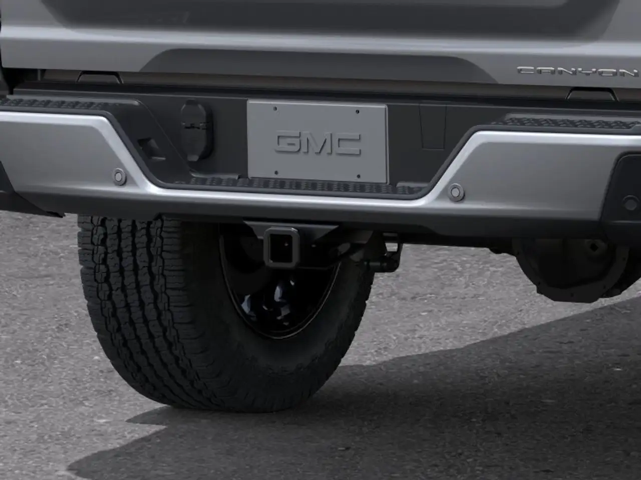 GMC Canyon photo GMC Canyon