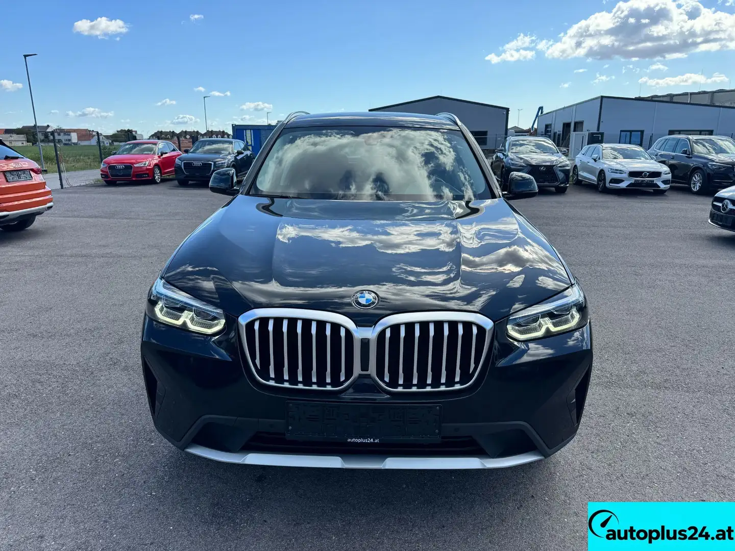 BMW X3 sDrive 18d 48V Aut. Schwarz - 2