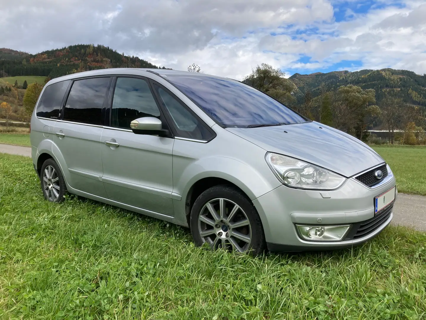 Ford Galaxy Galaxy Ghia 2,0 TDCi DPF Stage IV Ghia Stage IV Silber - 2