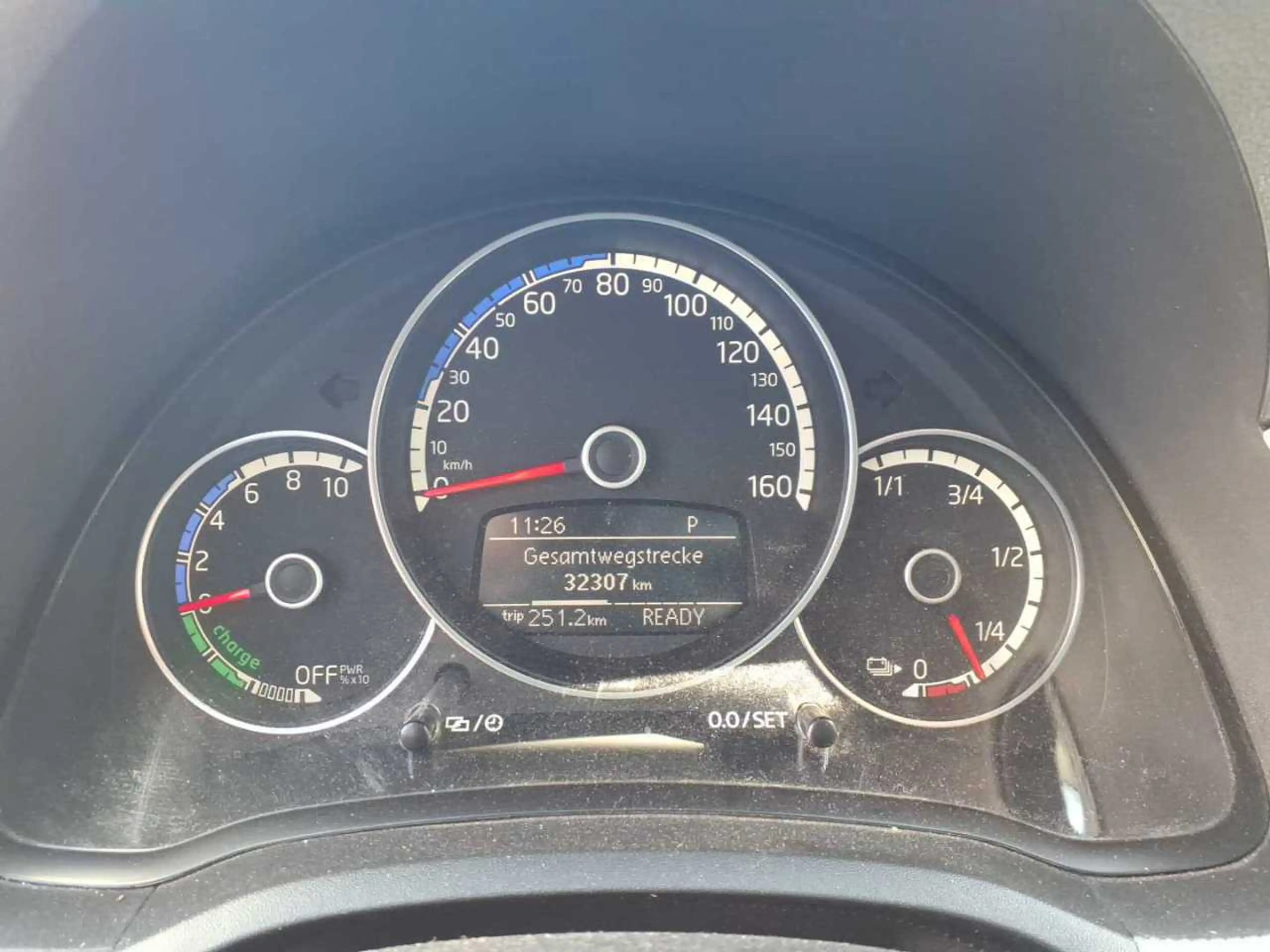 Volkswagen e-up! Max / Bluetooth, RFK, CCS, SHZ, LM, DAB+ — photo 5
