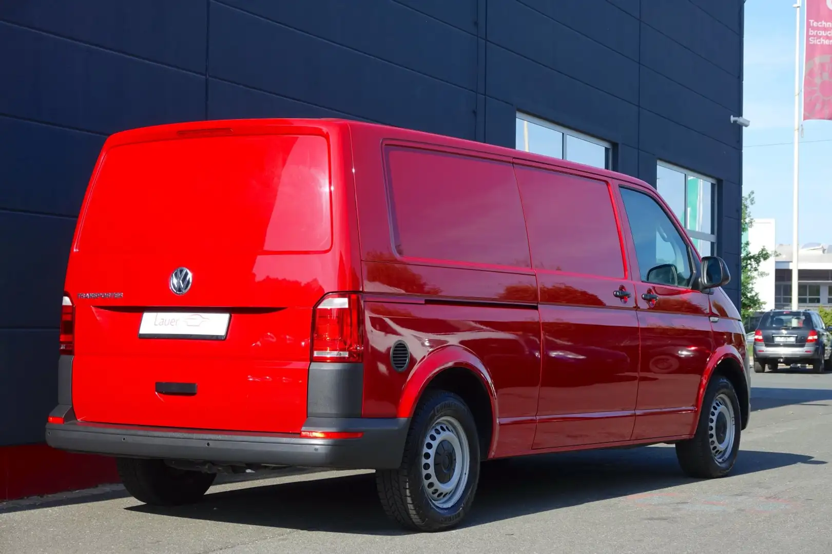Volkswagen T6 2.0 TDI Kasten lang Werkstatt Klima PDC Rot - 2
