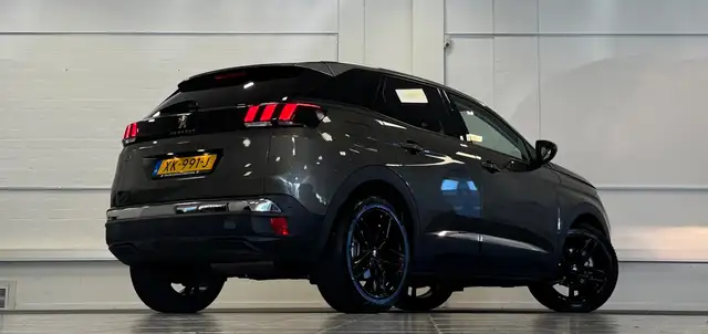Peugeot 3008 view 6