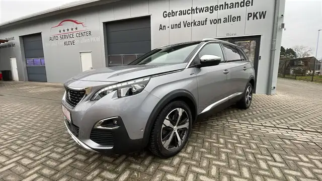 Peugeot 5008 GT*RFK*NAVI*SHZ*180CAM*7Sitzer