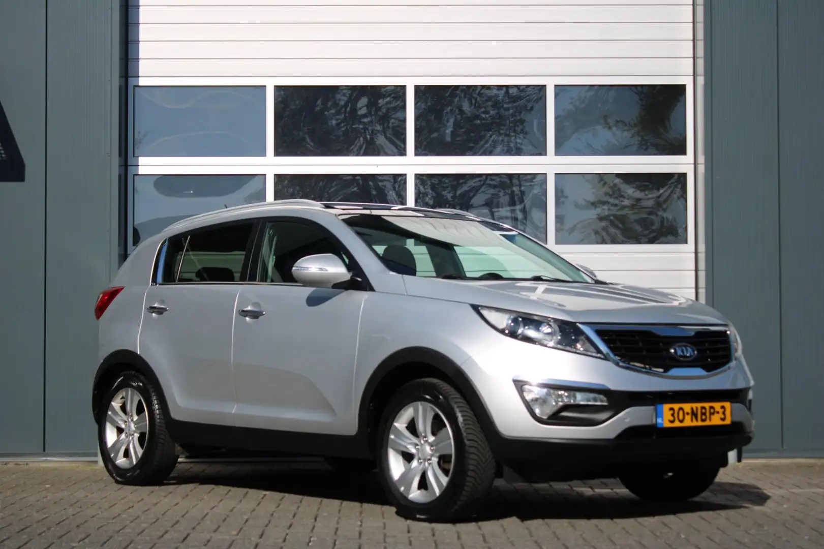 Kia Sportage 2.0 X-ecutive Plus Pack First Edition 163pk Clima/ Grijs - 1