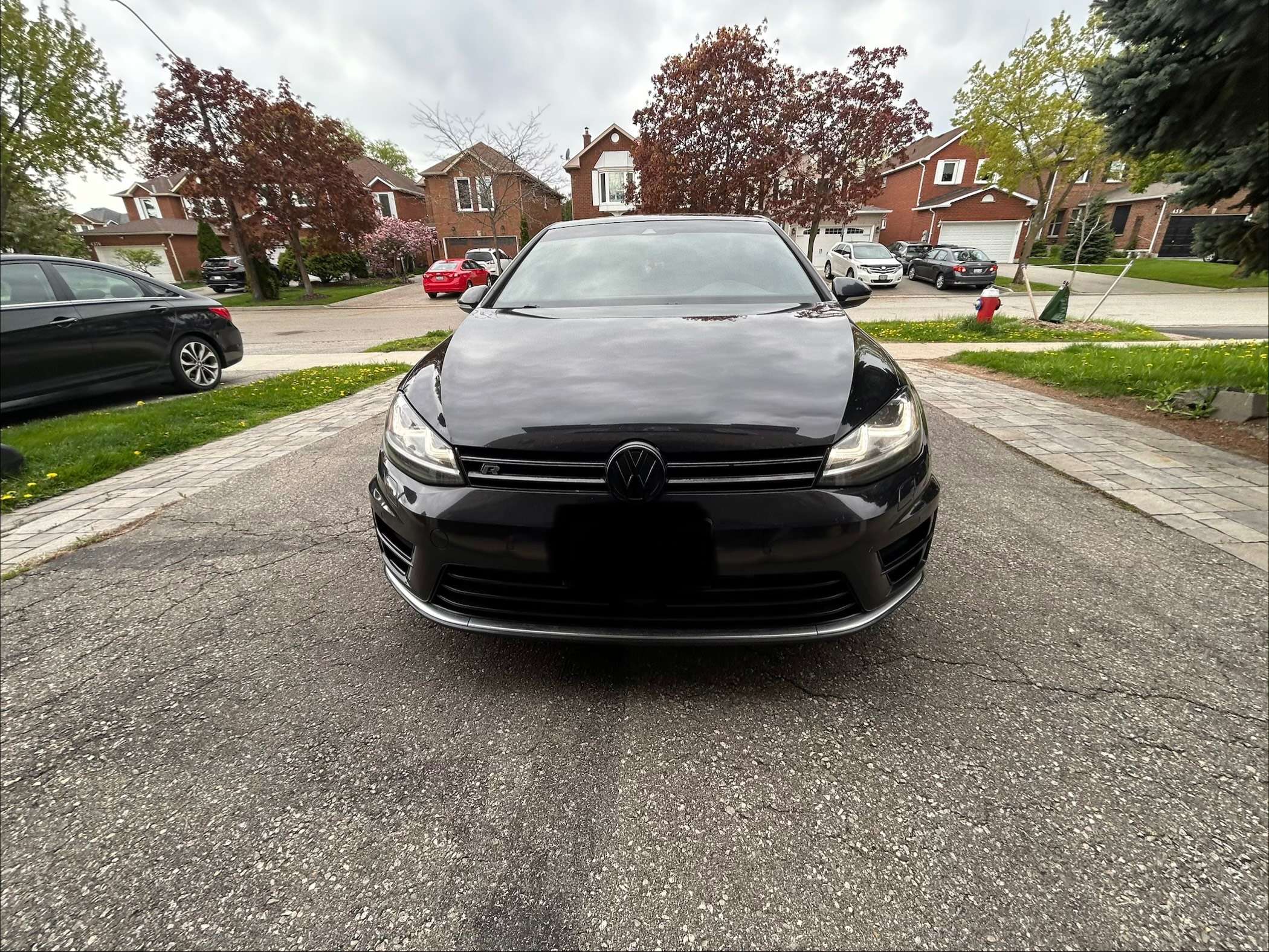 2016 Volkswagen Golf R Night Fury: Unholy offspring of lightning n death thumb 8