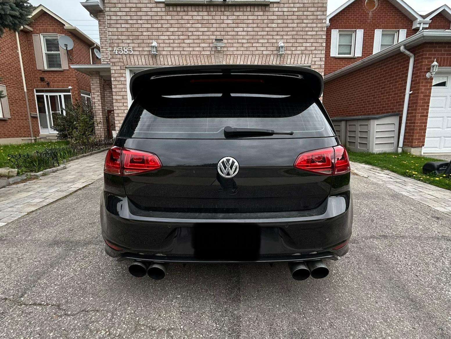 2016 Volkswagen Golf R Night Fury: Unholy offspring of lightning n death thumb 6