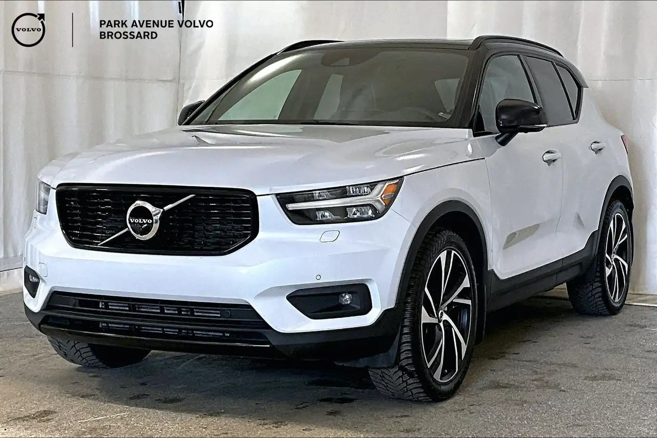 2022 Volvo XC40