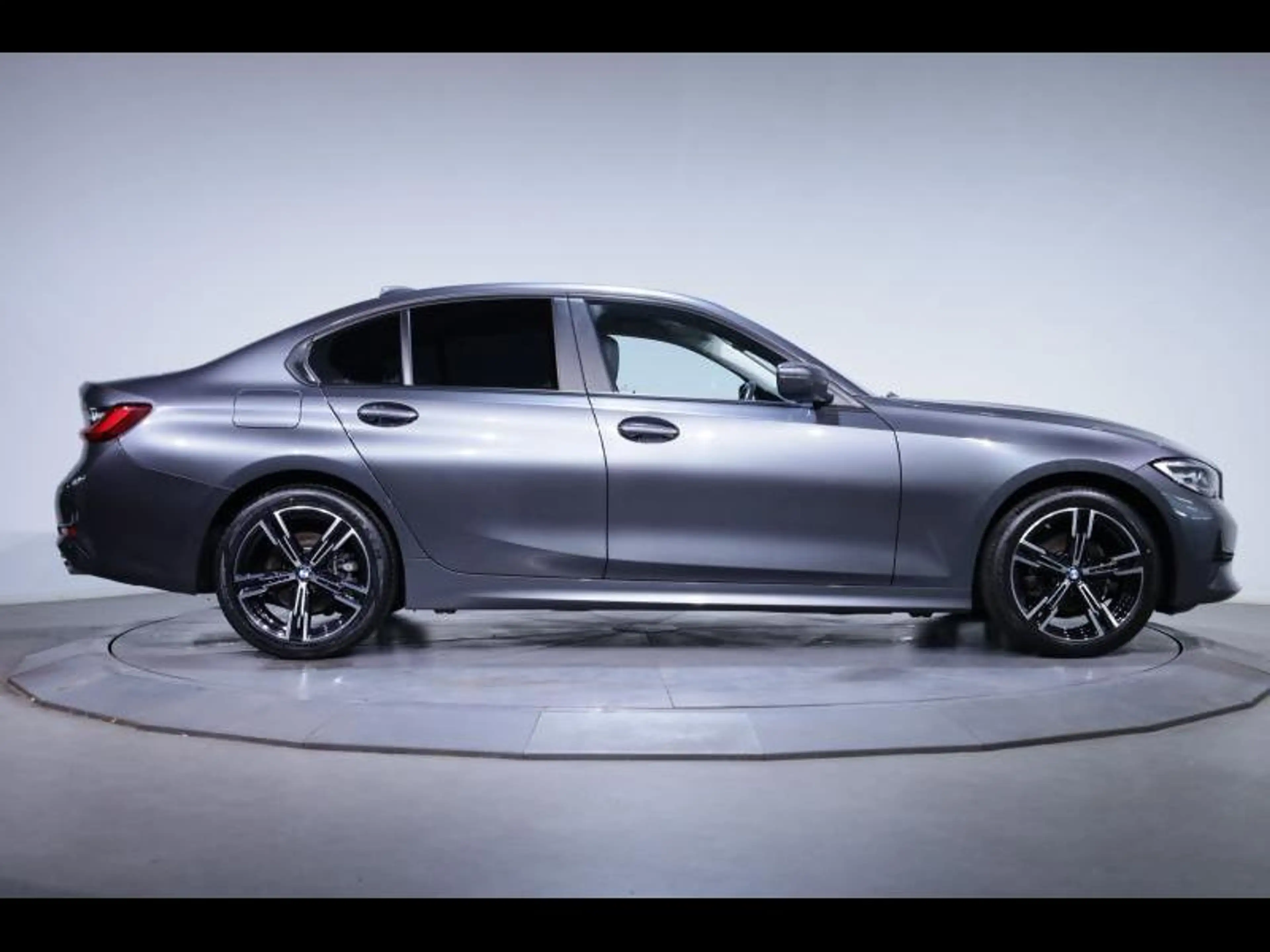 BMW 316 d Berline — photo 3