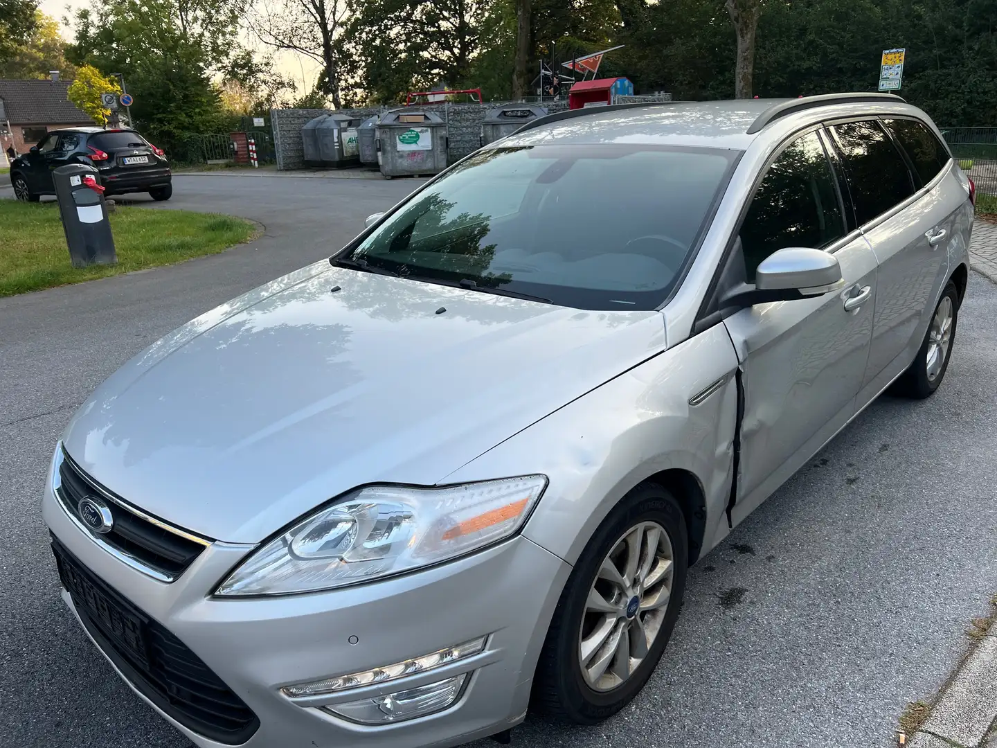 Ford Mondeo Turnier 2.0 TDCi Champions Edition Argent - 2