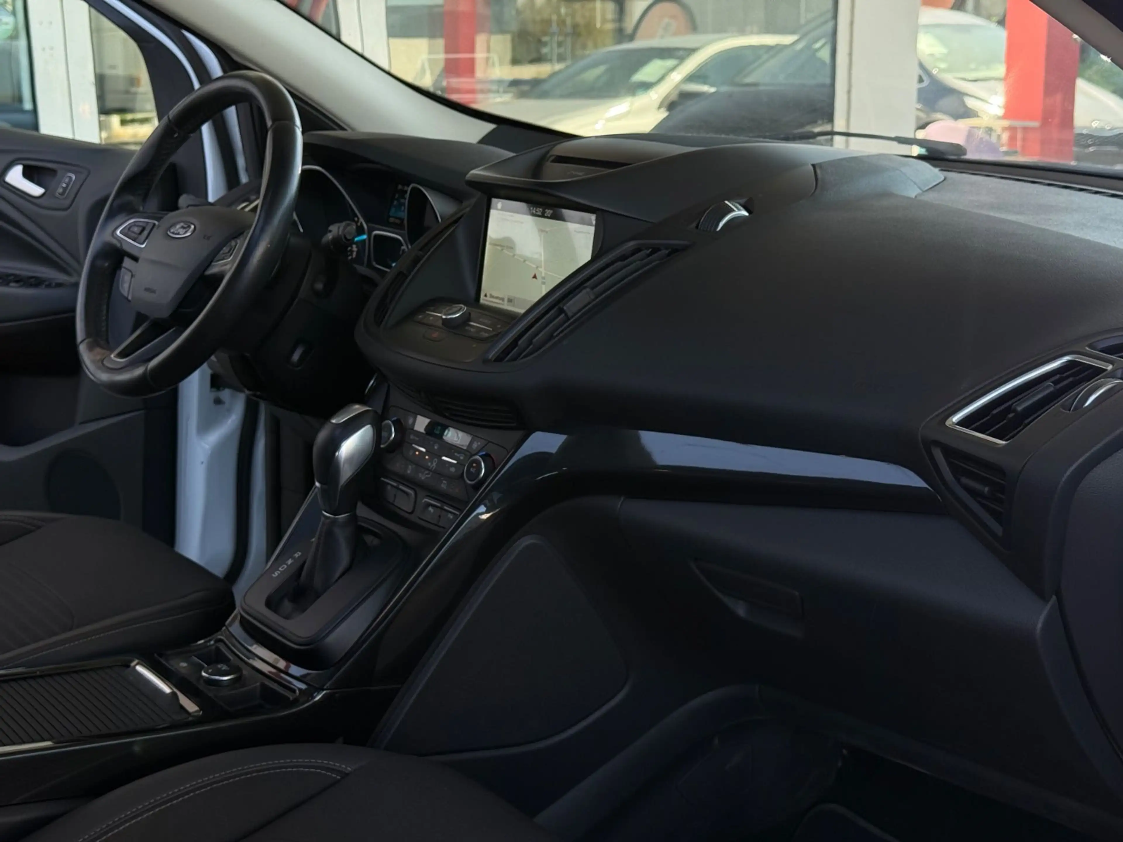 Ford Kuga Titanium 4x4 Aut. XENON/NAVI/PANO/KAMERA/BT — photo 11