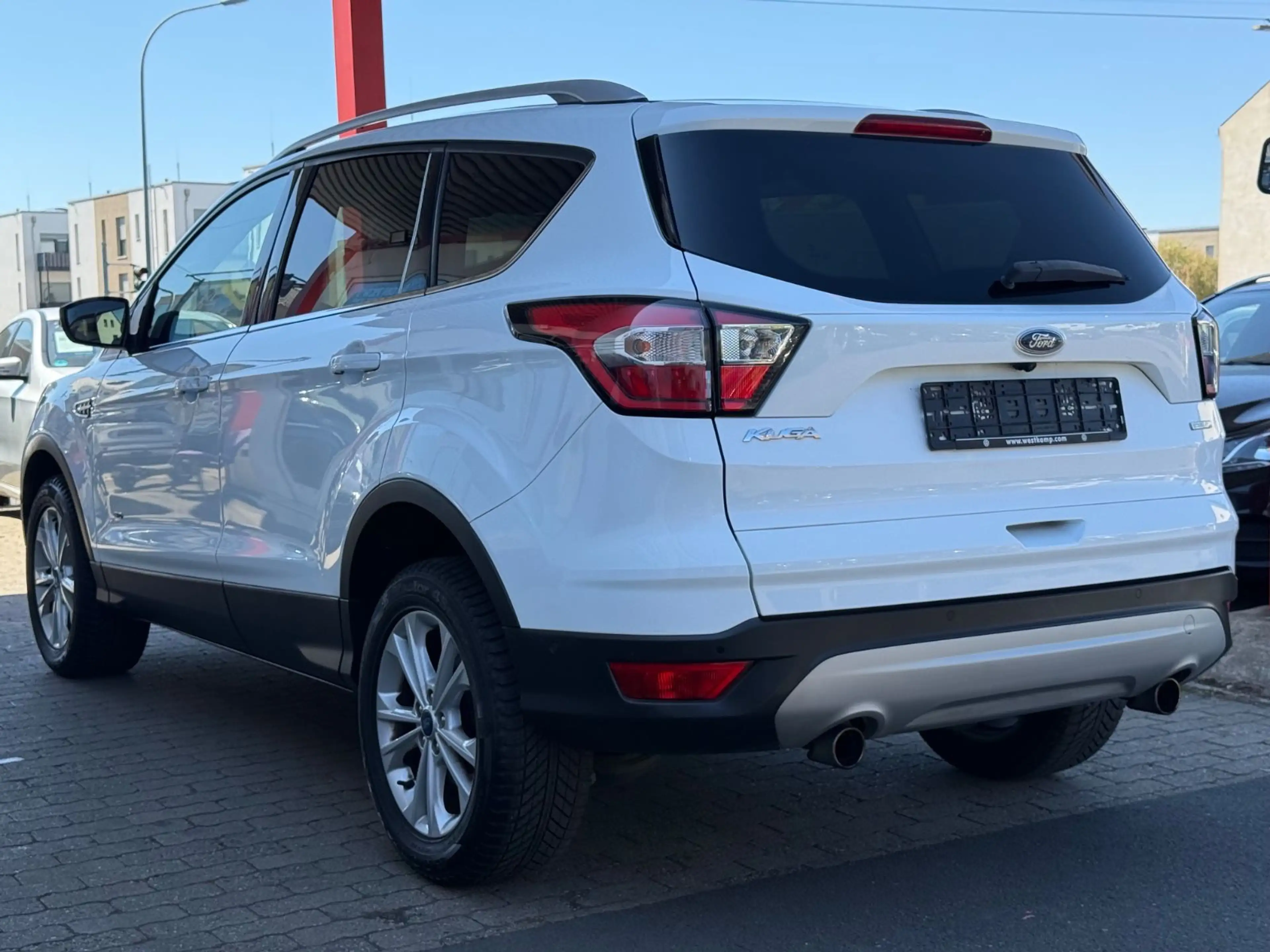 Ford Kuga Titanium 4x4 Aut. XENON/NAVI/PANO/KAMERA/BT — photo 7