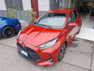 1.5h Trend 116cv - MODELLO RESTYLING, MONITOR GRANDE TOTALMENTE TOUCH, CERCHI DIAMANTATI, SOLI 12.000 KM, VERO AFFARE !!