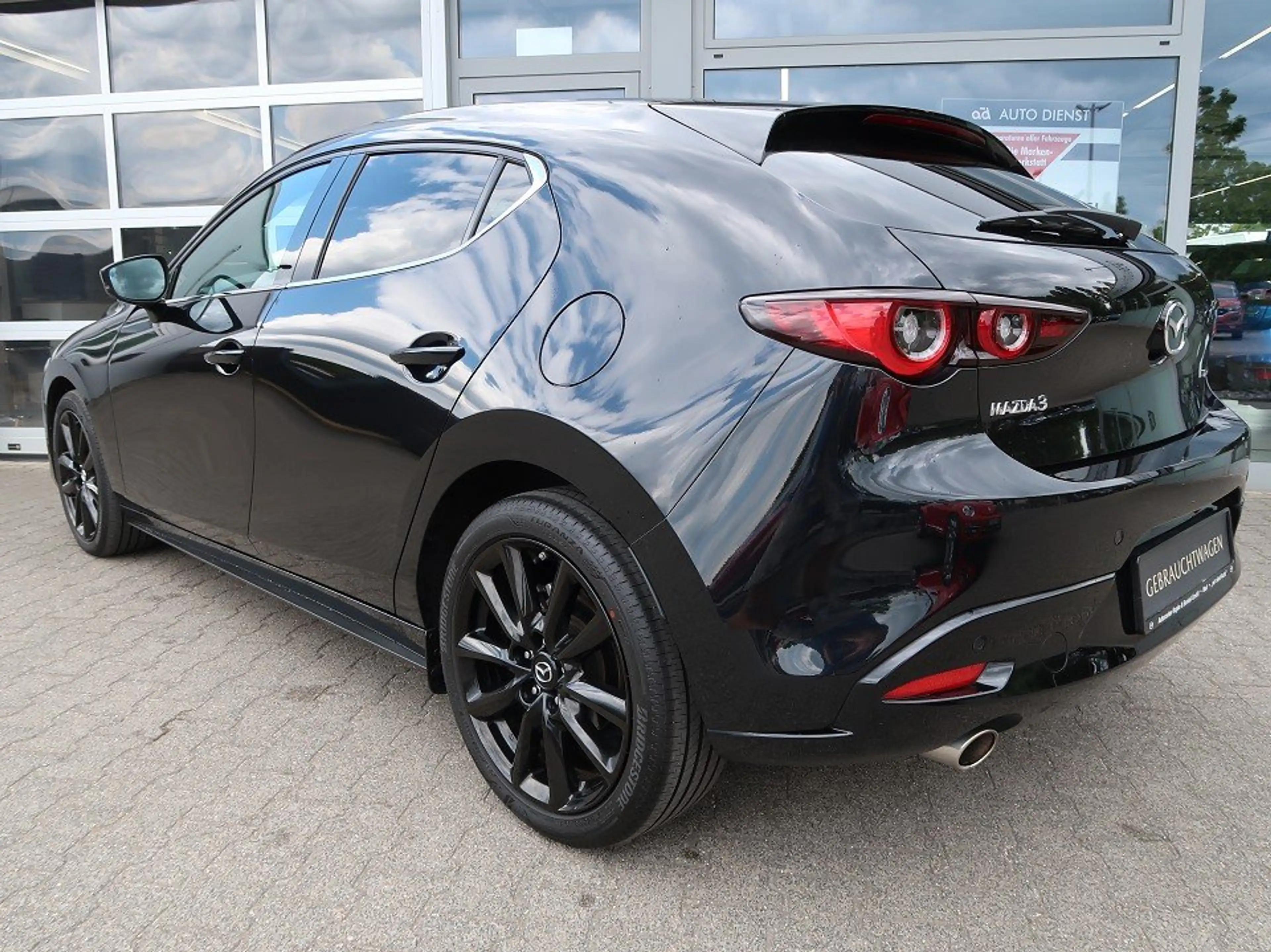 Mazda 3 Lim. HOMURA *1.Vorbesitz*AUTOMATIK*LED* HOMURA *Si — photo 6