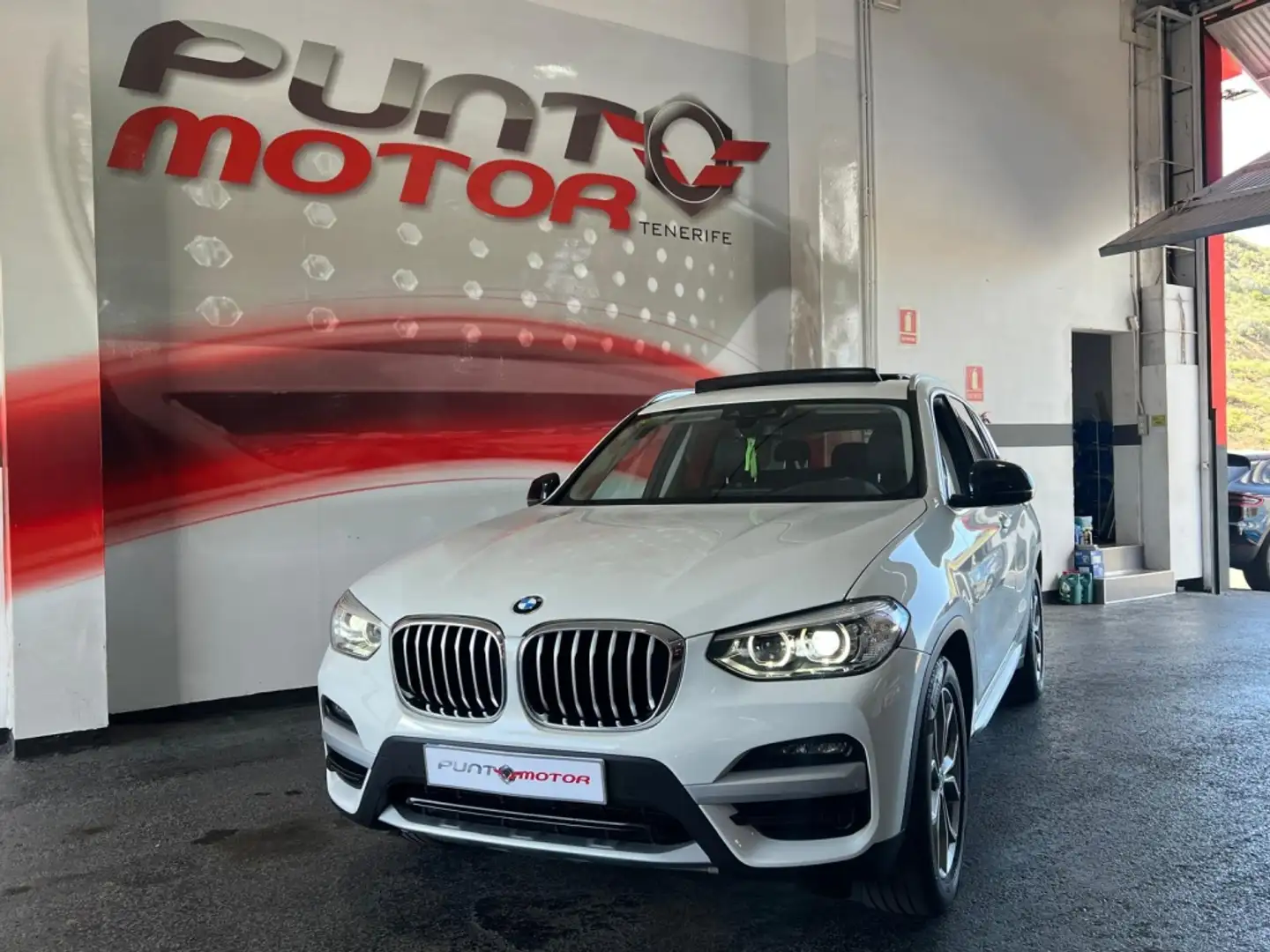 BMW X3 xDrive 20dA Blanco - 2