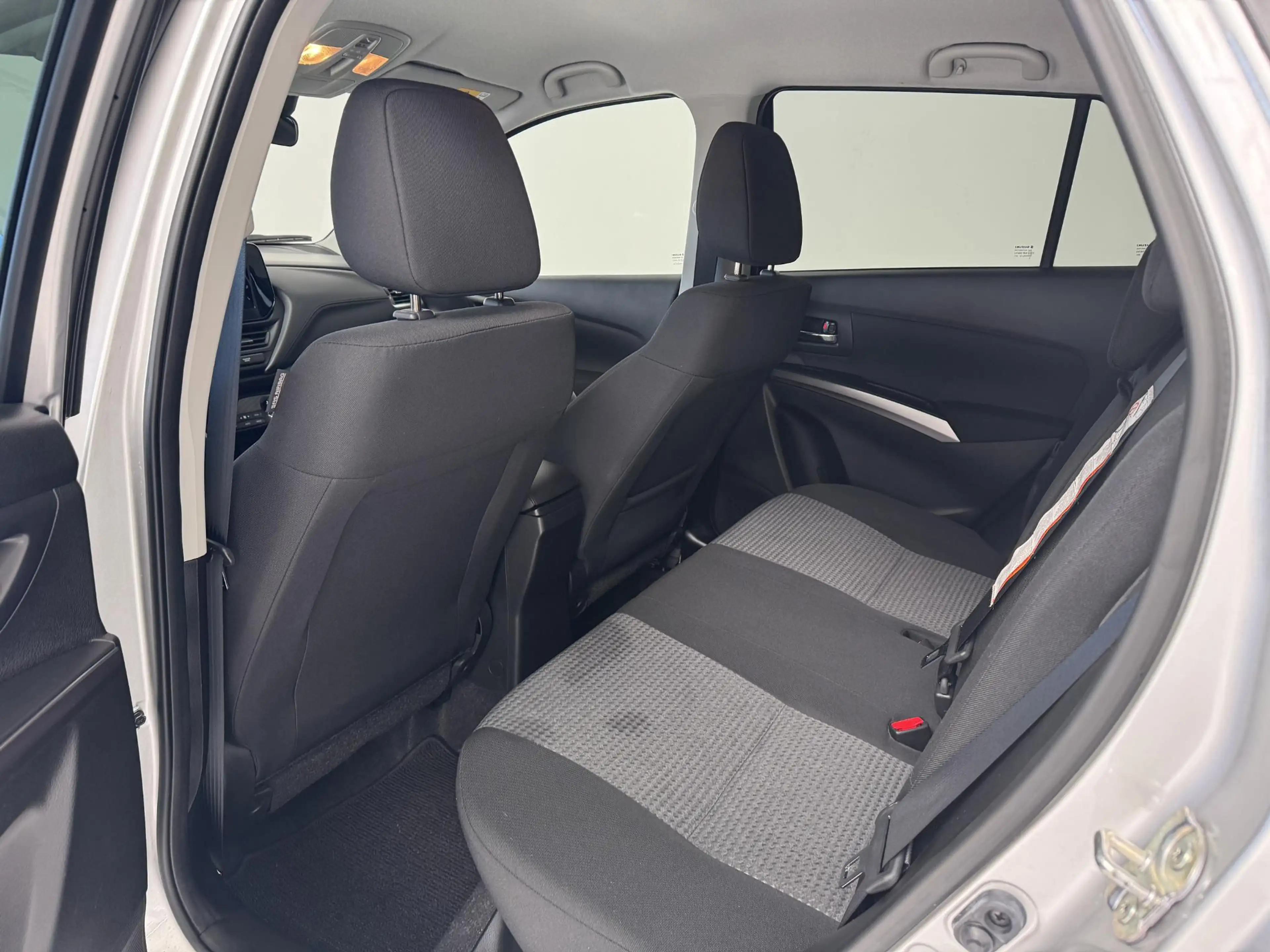 Suzuki S-Cross 1.4 Boosterjet Select Smart Hybrid | Apple Carplay — photo 32
