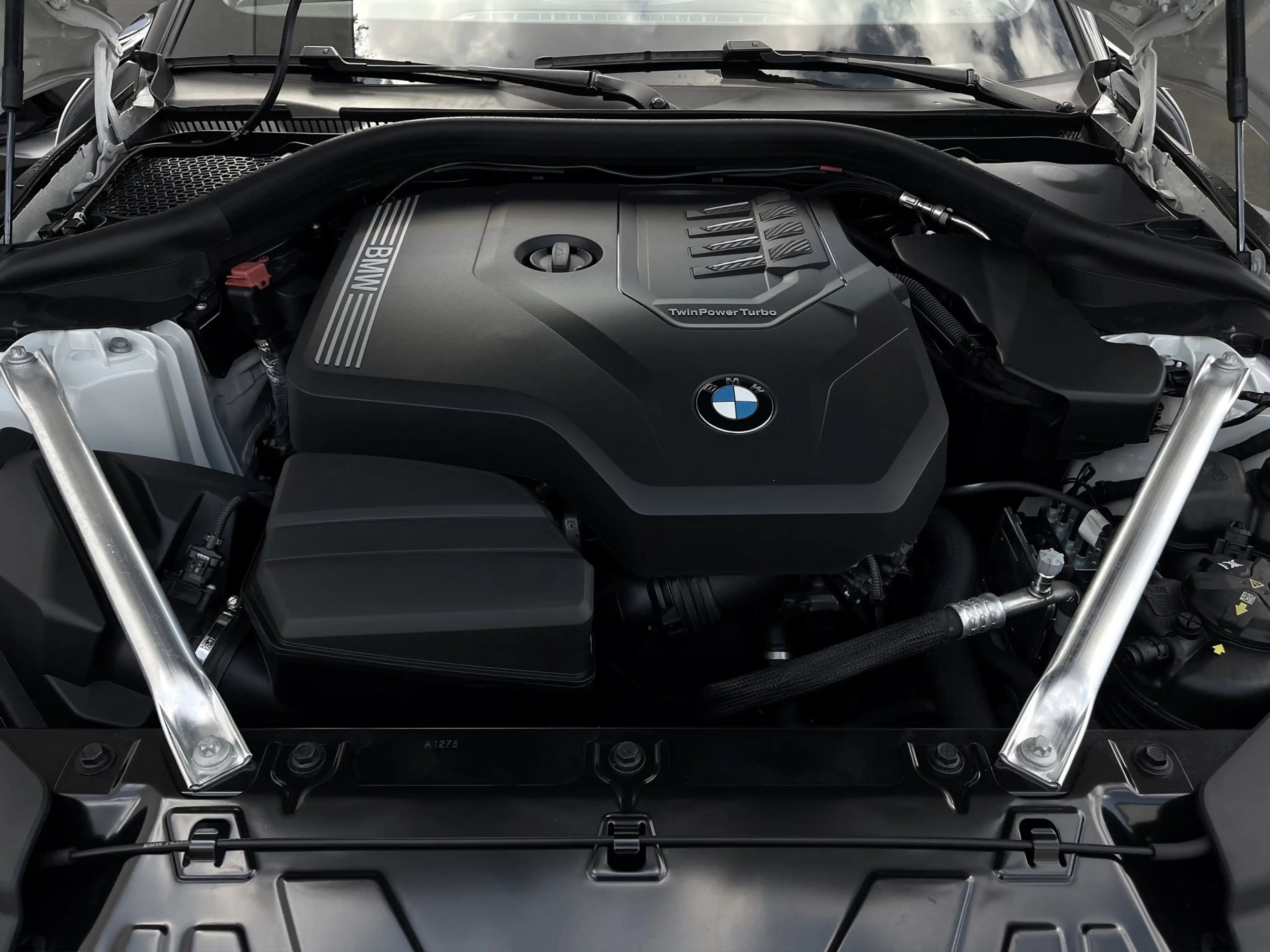 BMW Z4 sDrive20i — photo 14
