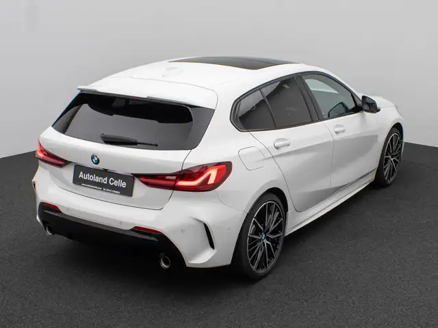 BMW 1 Series view 7