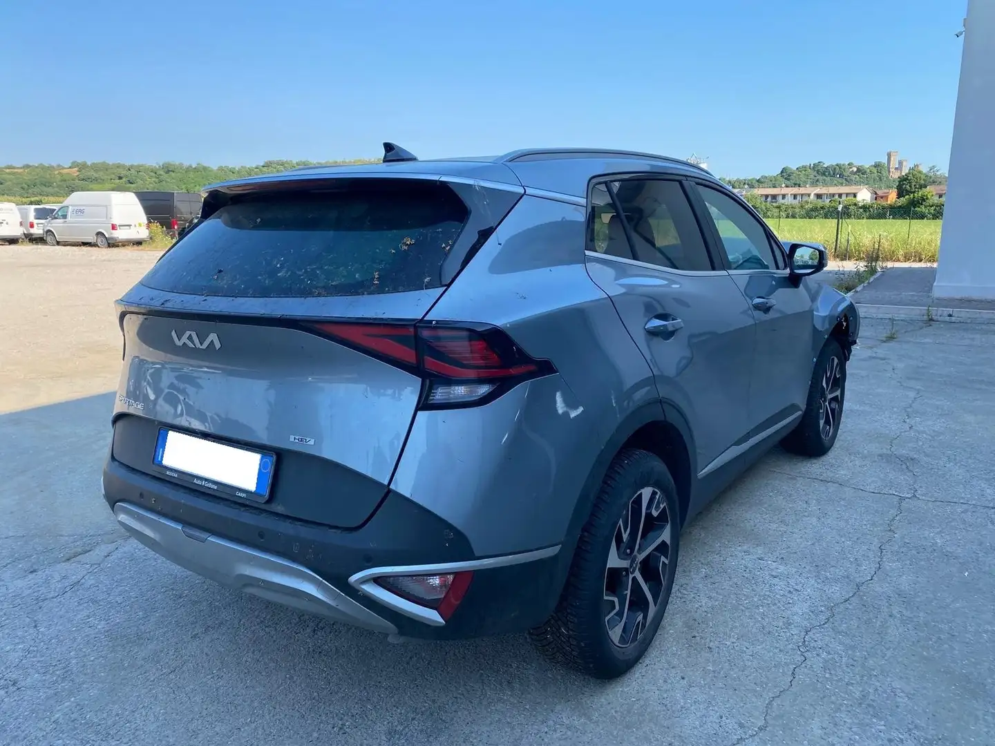 Kia Sportage 1.6 tgdi hev Style auto INCIDENTATA Grigio - 2