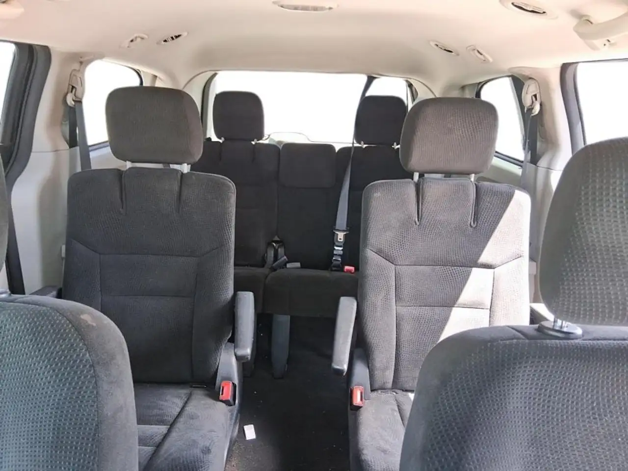 Dodge Grand Caravan снимка Dodge Grand Caravan