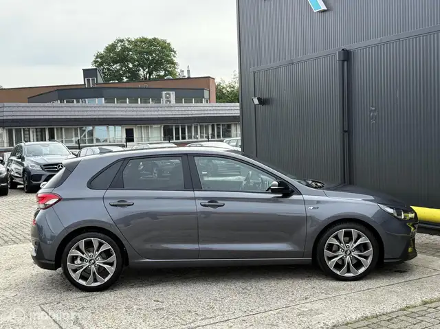 Hyundai I30 view 9