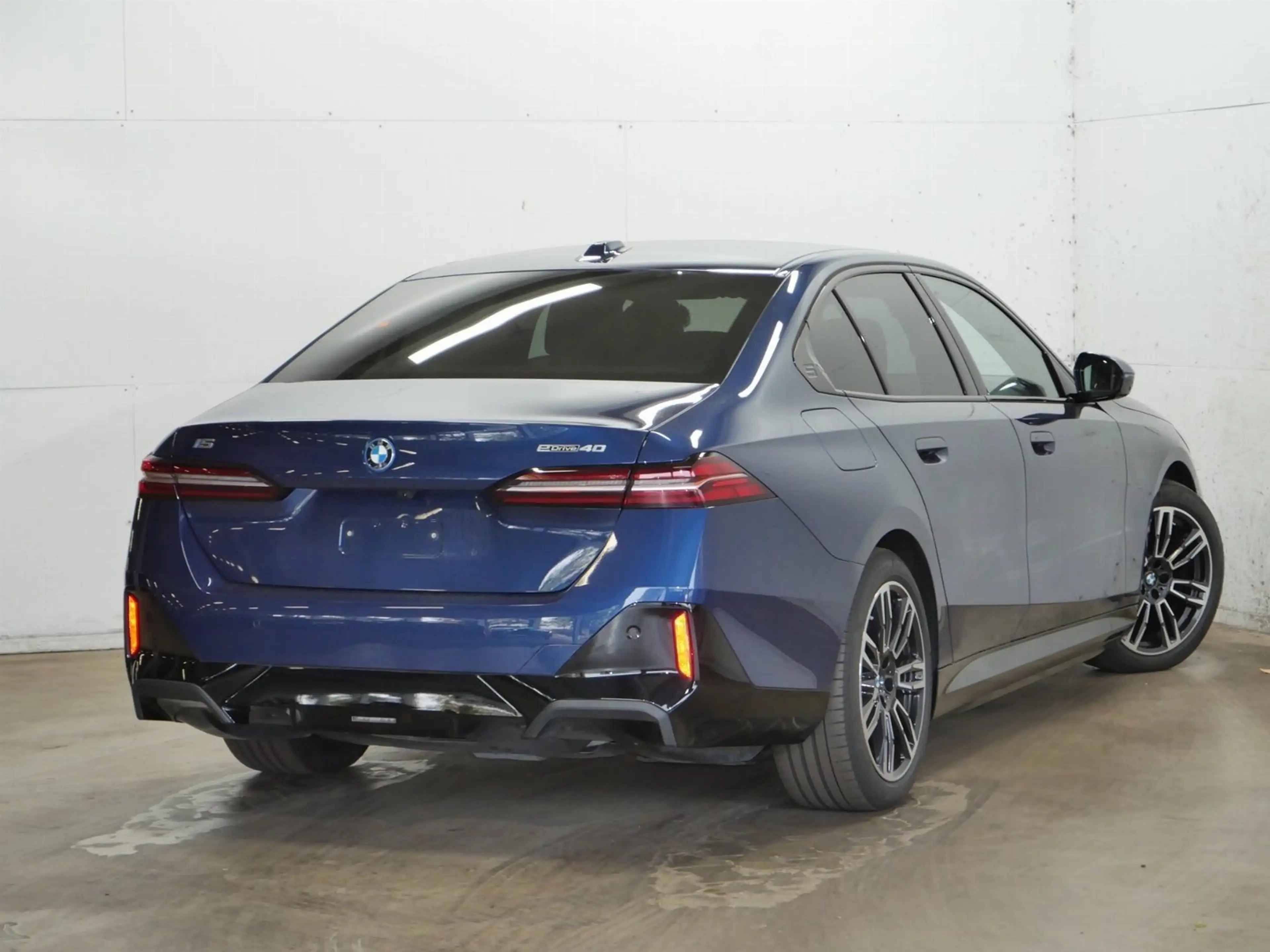BMW i5 eDrive40 M SPORTPAKET+19"ALU+AUTONAHNASSISTENT — photo 6