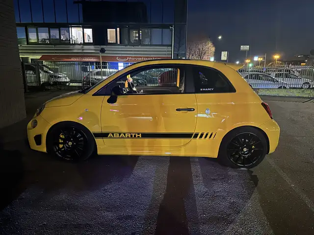 Abarth 595 Competizione