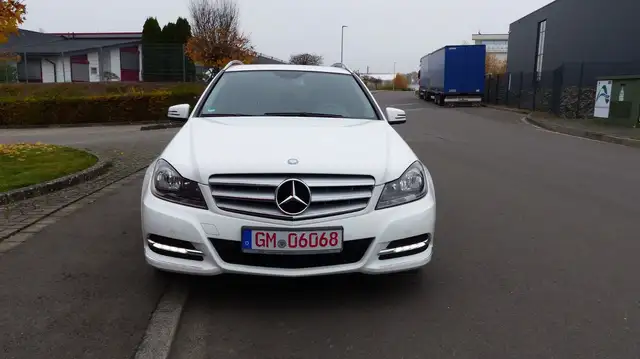 Mercedes-Benz C 180 T Avantgarde, Navi, AHK, WR