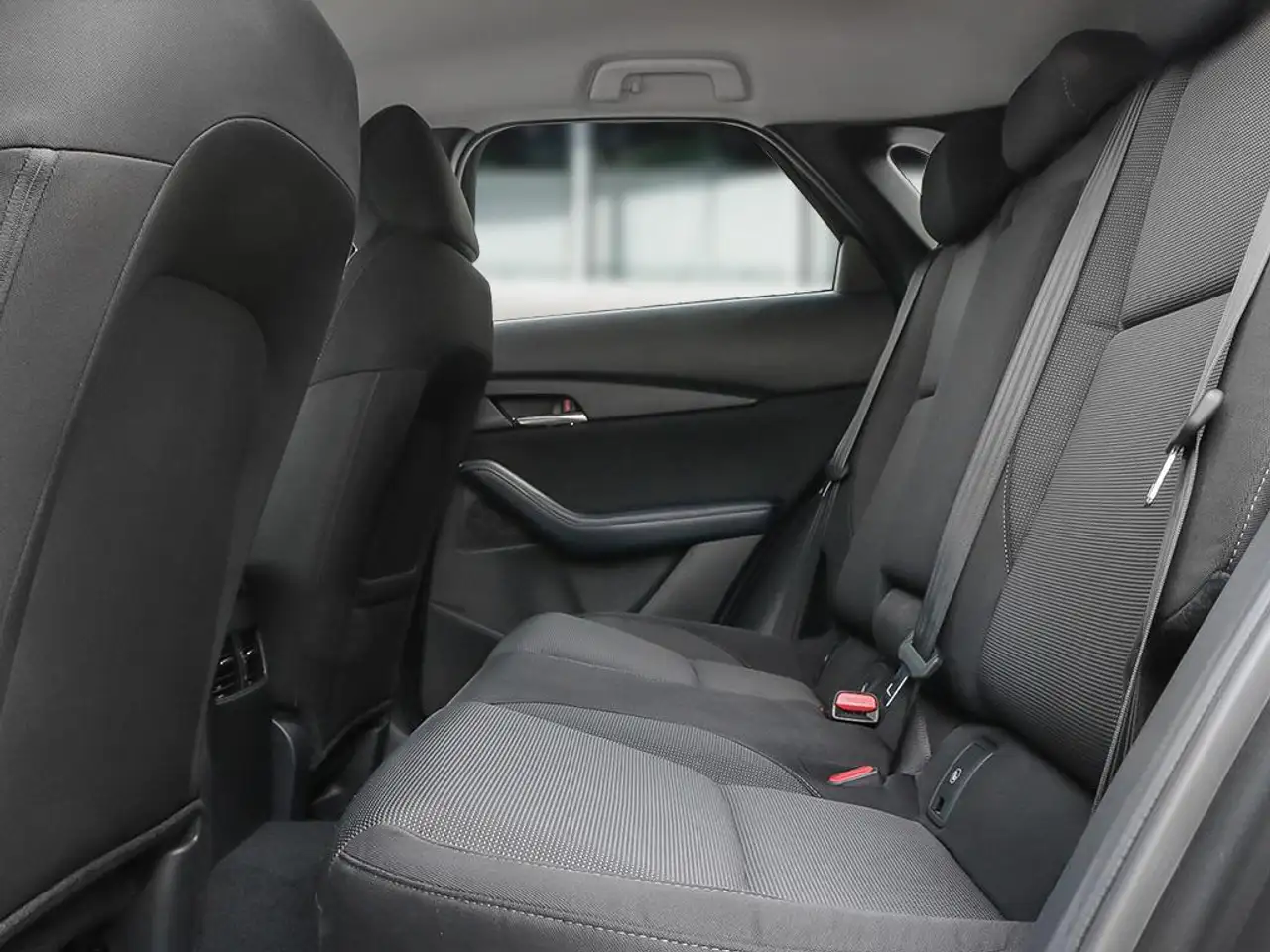 Mazda CX-30 снимка Mazda CX-30
