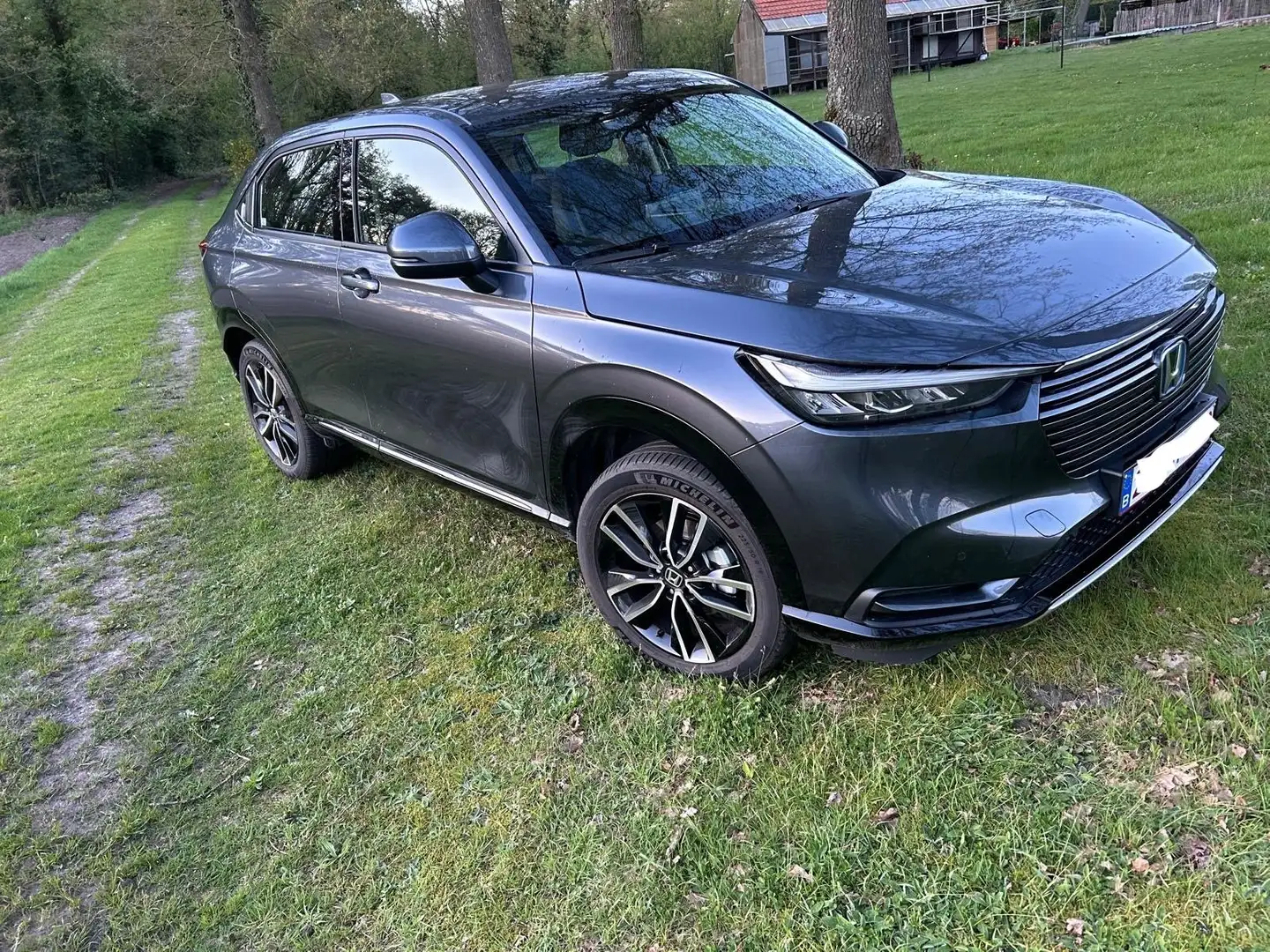 Honda HR-V 1.5 HYBRID eCVT ADVANCE METEOROID GREY METALLIC siva - 1