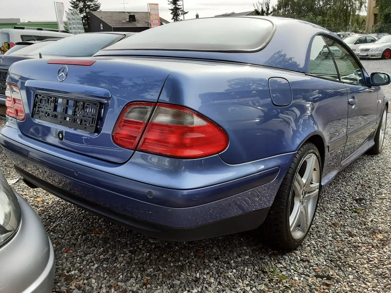 Mercedes-Benz CLK 320