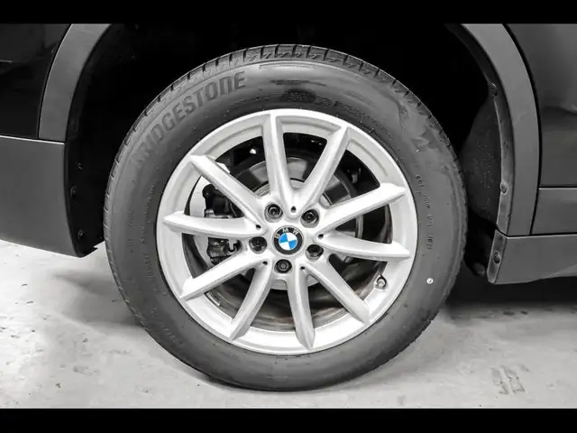 BMW X1 view 8