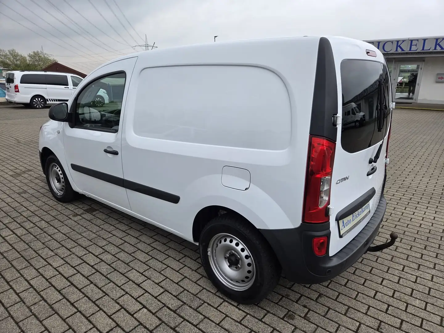Mercedes-Benz Citan 111 CDI Kasten lang KLIMA AHK KAMERA SHZ FLÜGEL Weiß - 2