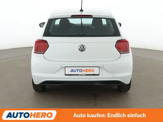 Volkswagen Polo view 5