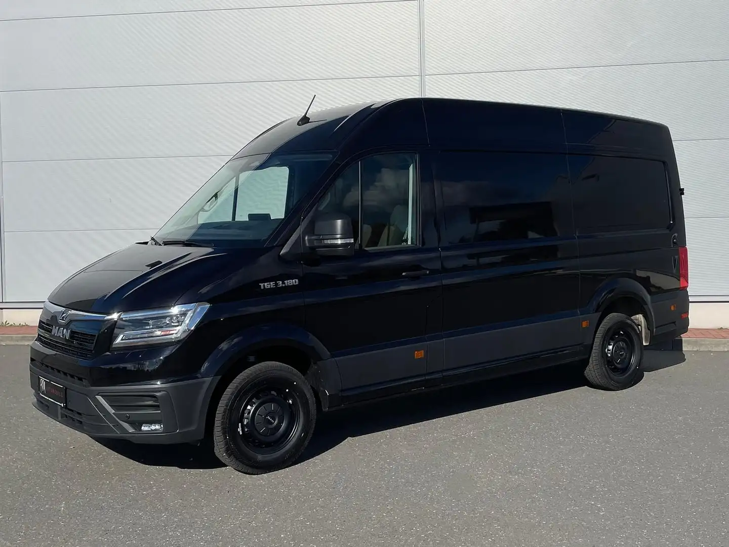 MAN TGE 3.180 L3H3 Kasten STANDHZ ACC NAVI KAMERA Schwarz - 1