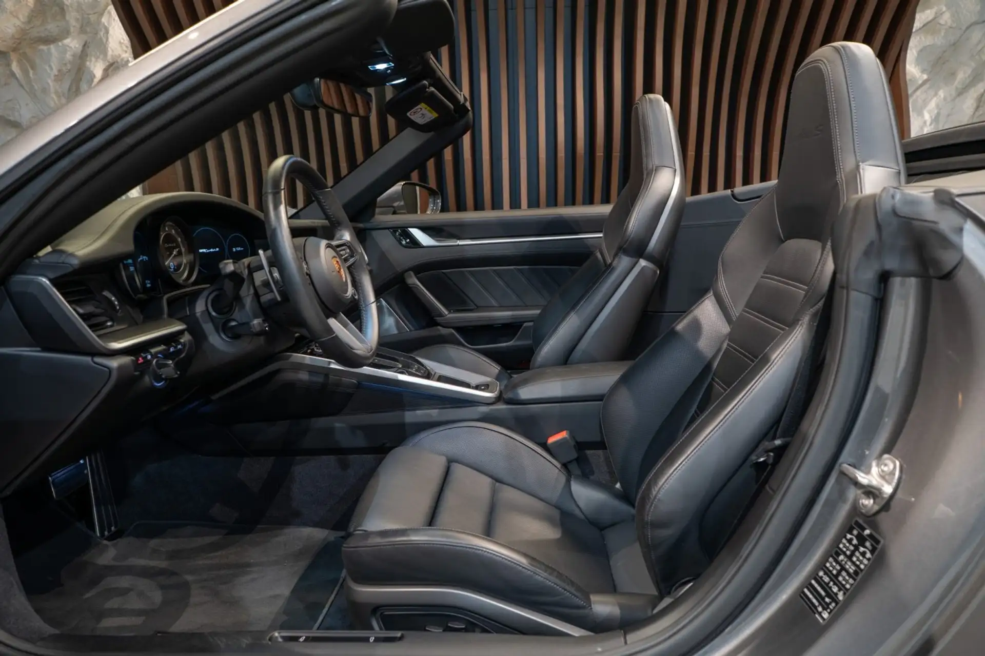 포르쉐 911 Turbo S Cabriolet 2020 건메탈 사진 8