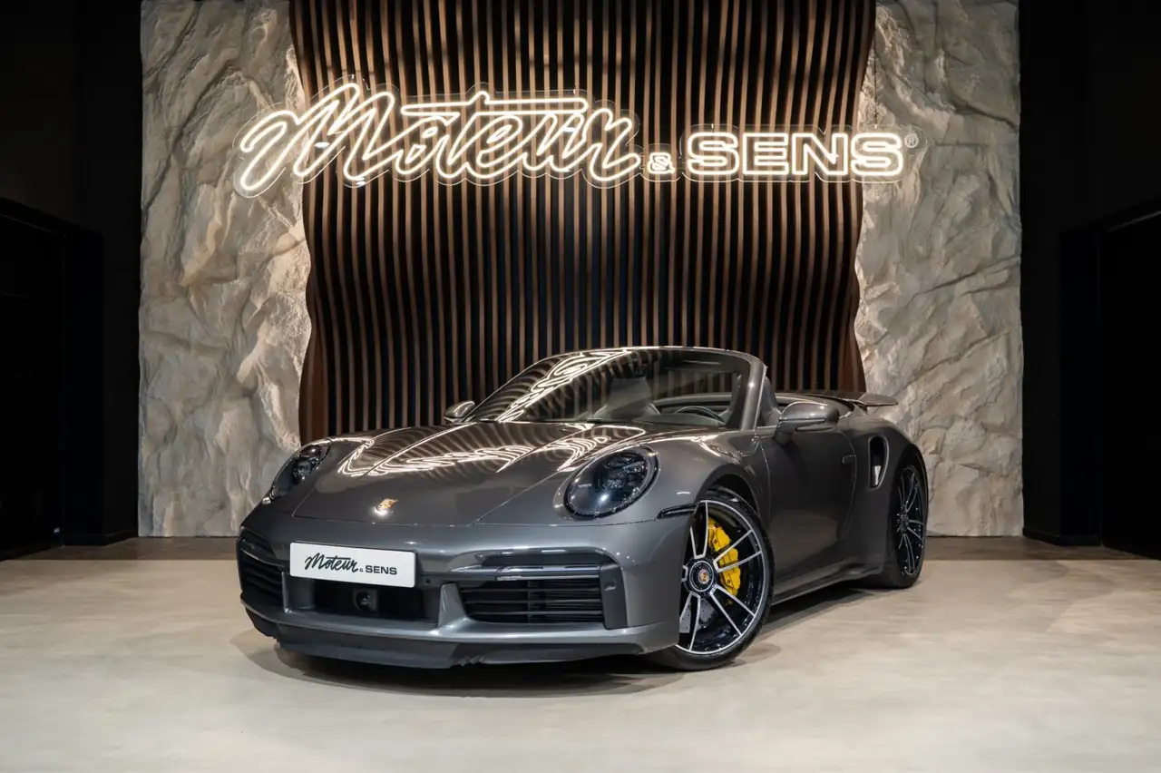 Porsche 992