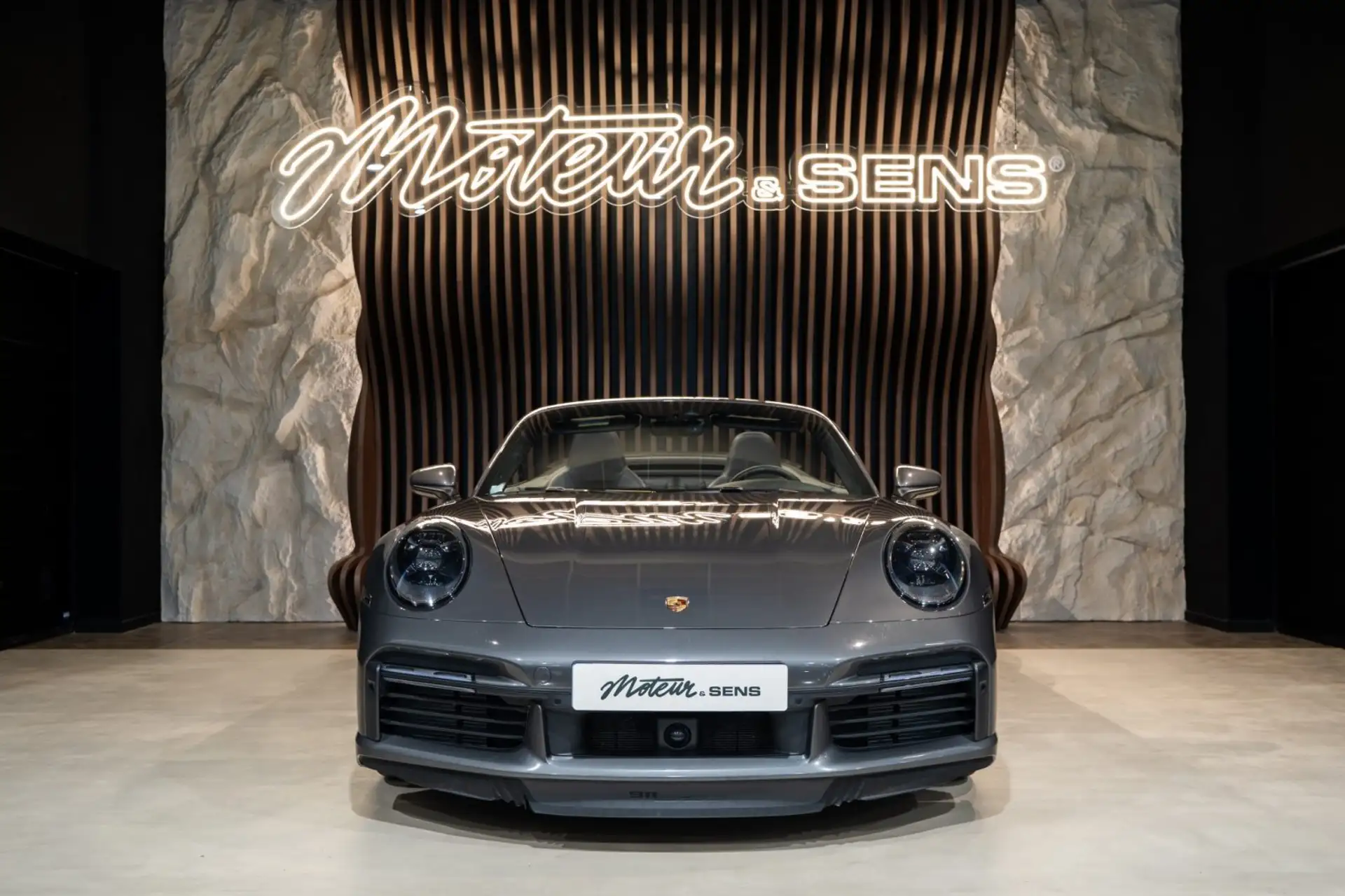 포르쉐 911 Turbo S Cabriolet 2020 건메탈 사진 3