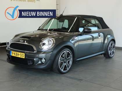 MINI Cooper S Cabrio Mini 1.6 Pepper