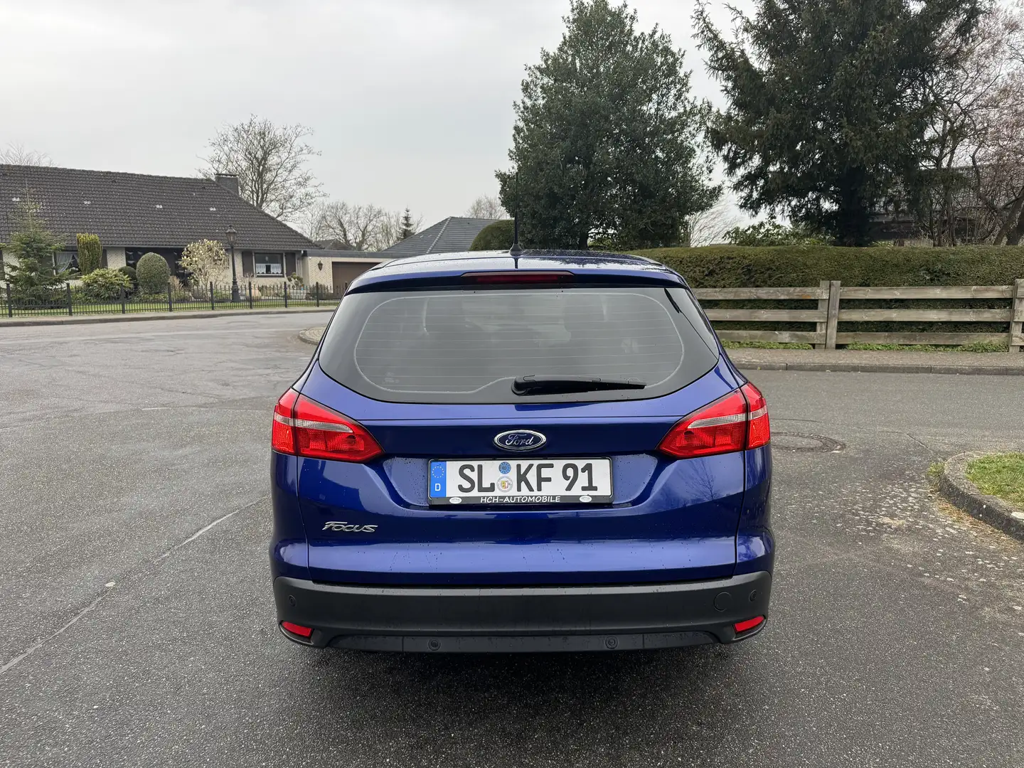 Ford Focus Business Blau - 2