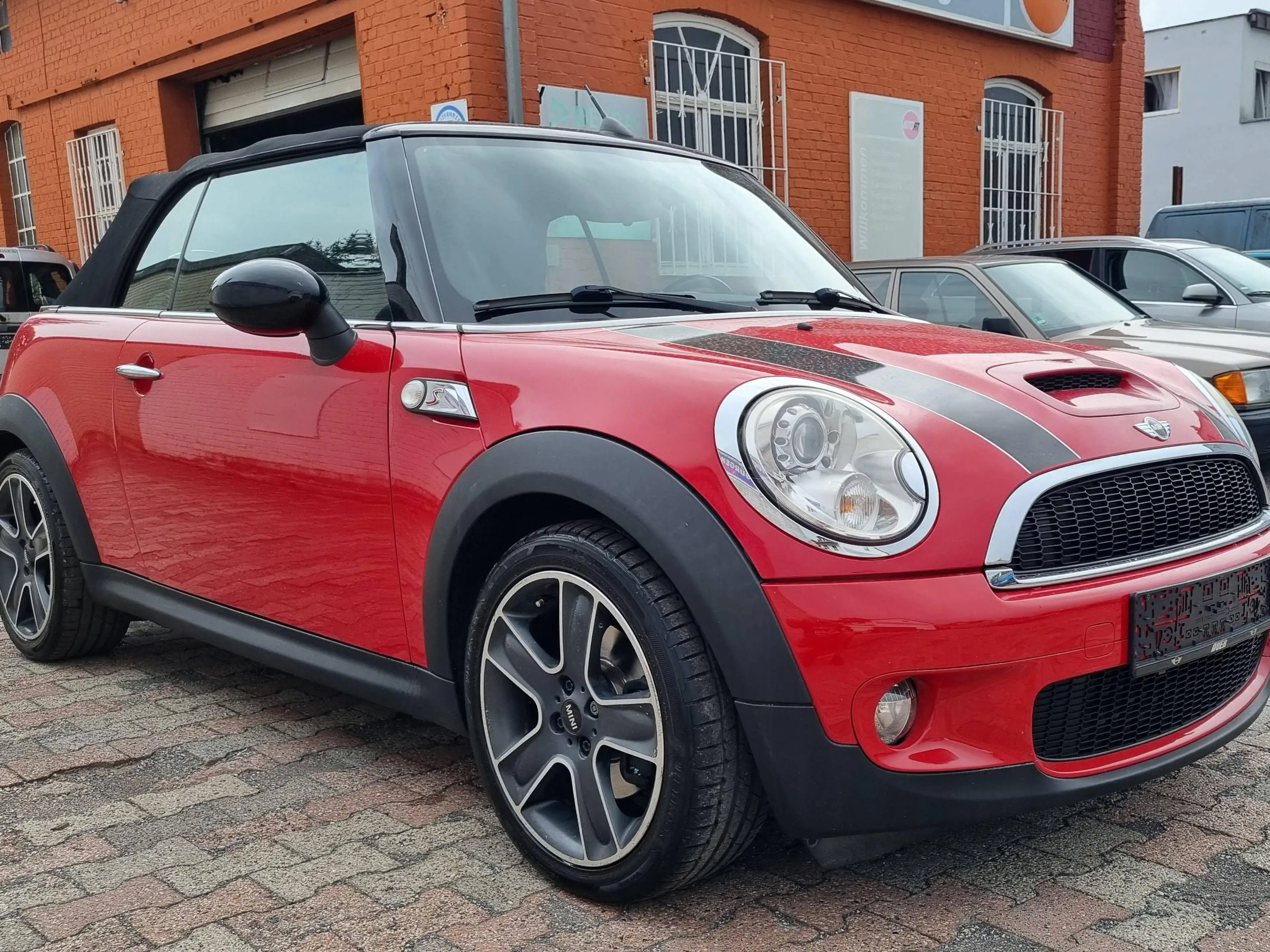 MINI Cooper S Cabrio Cooper S — photo 2