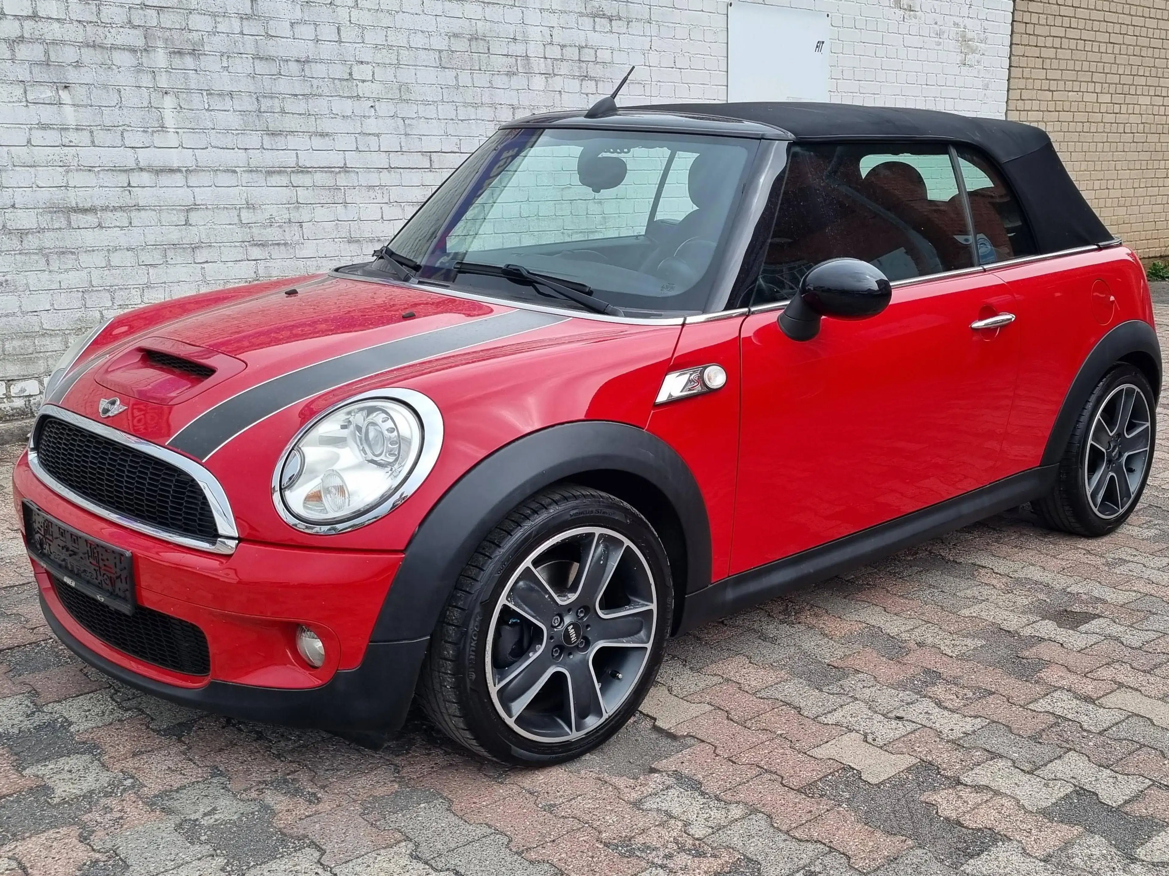 MINI Cooper S Cabrio Cooper S — photo 3