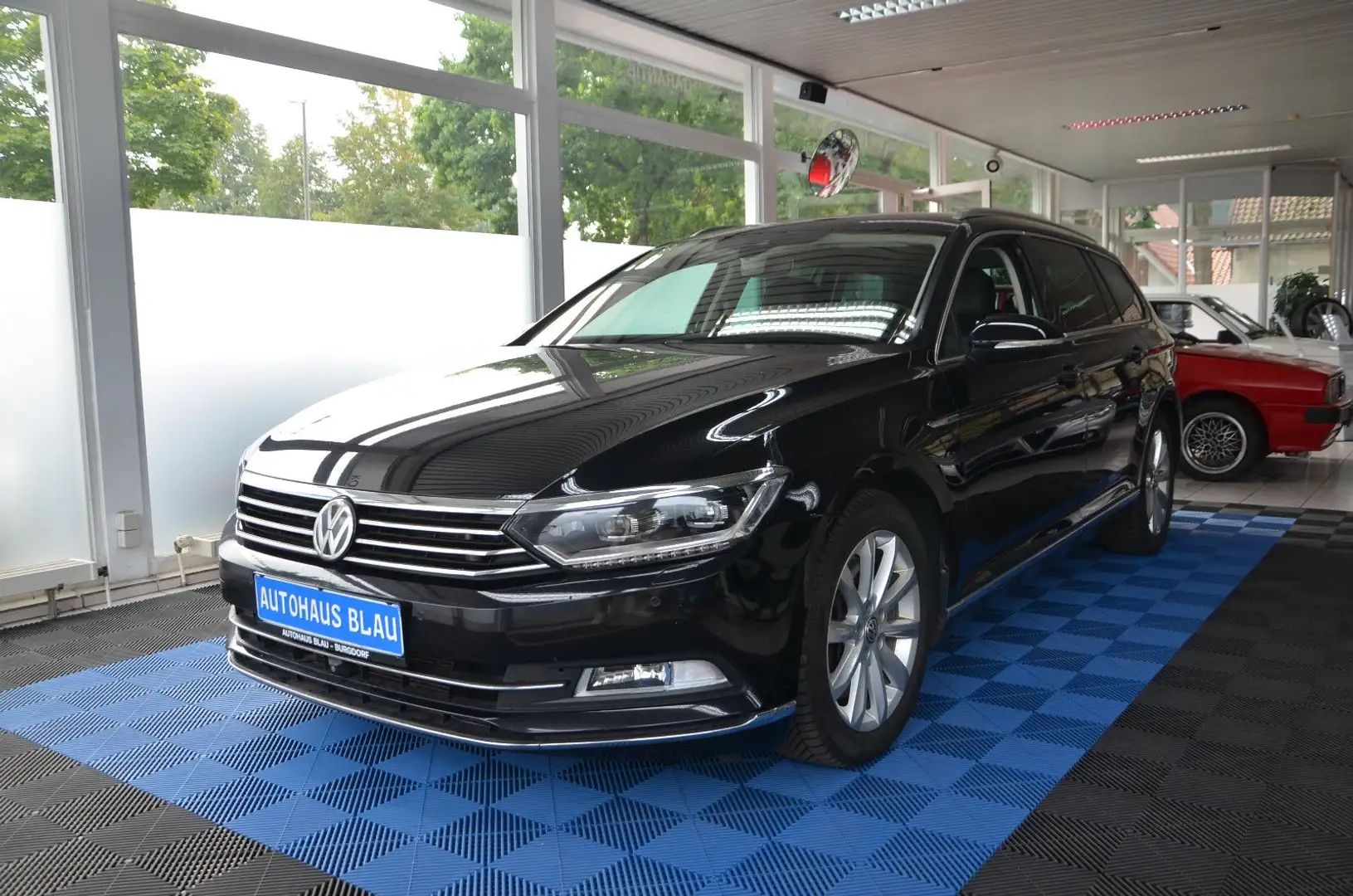 Volkswagen Passat Variant 2.0 TDI 4Motion Highline*DIGITAL* Černá - 1