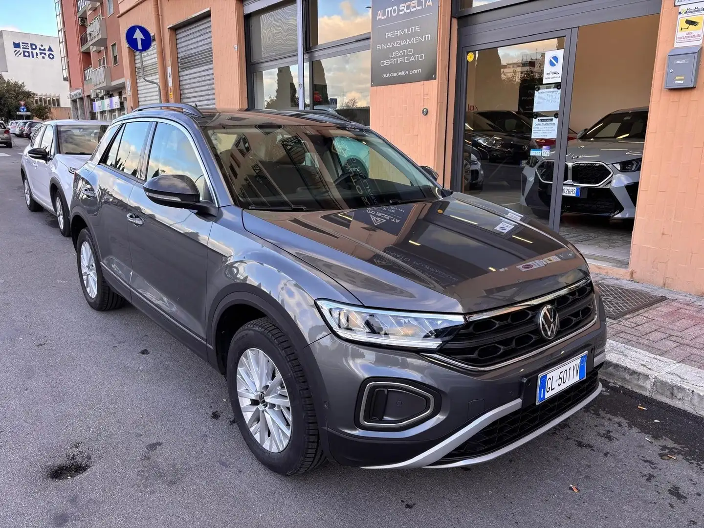 Volkswagen T-Roc T-Roc 2.0 tdi scr Life 116cv Grigio - 1