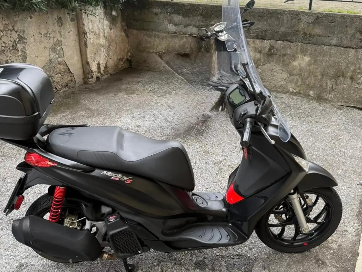 Piaggio Medley 125 S Nero - 2