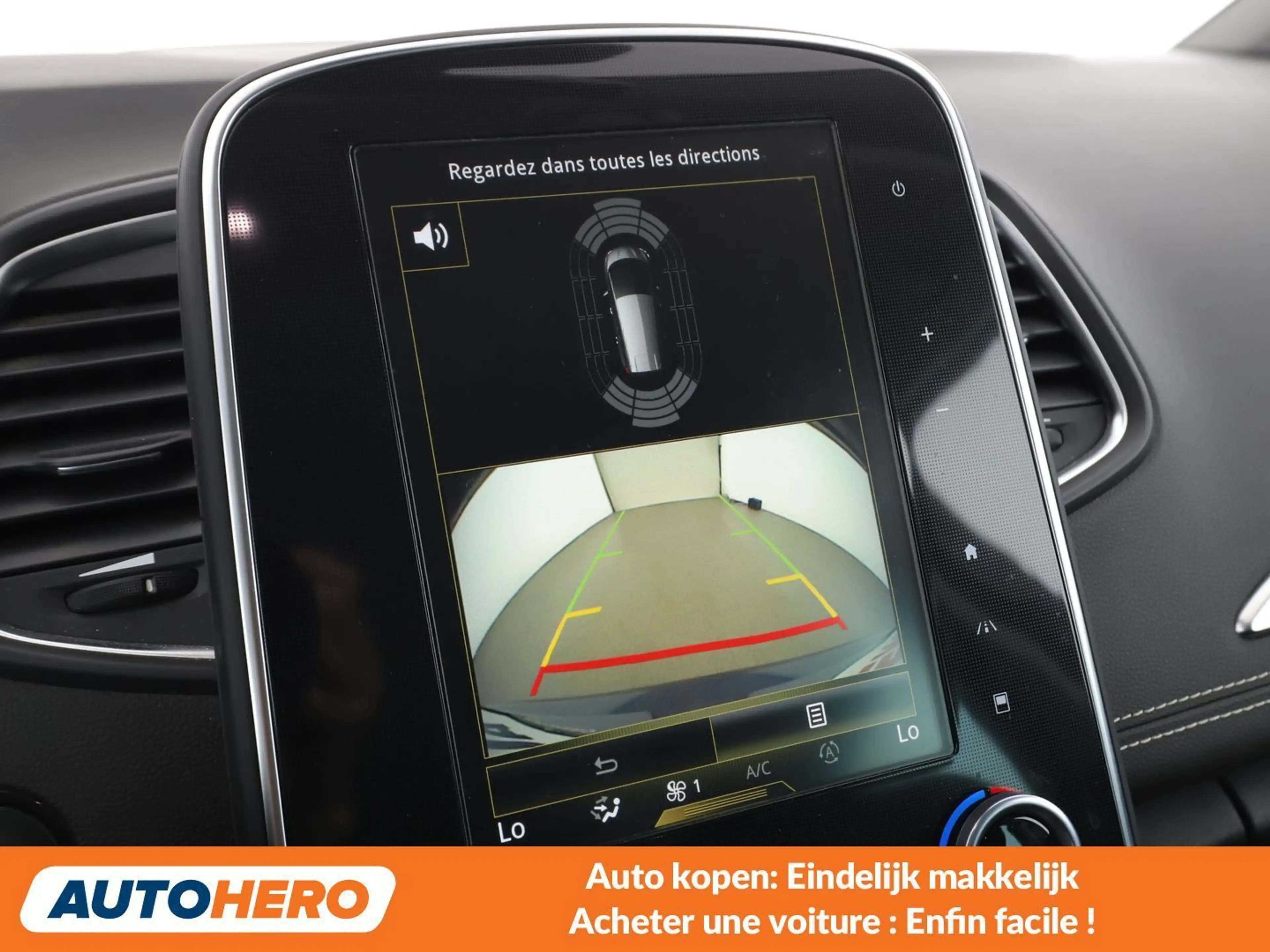 Renault Grand Scenic 1.3 TCe BOSE-Edition — photo 9